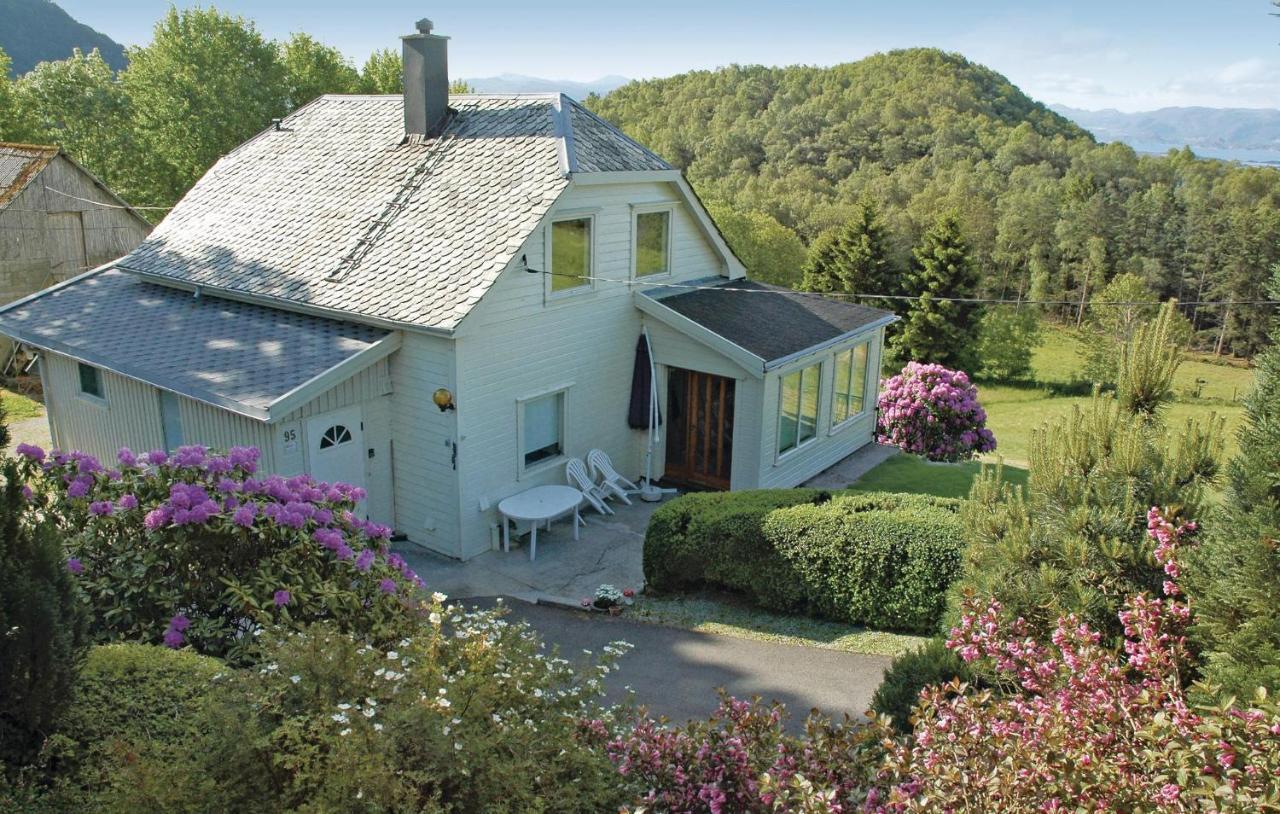 Stunning Home In Tau With House A Mountain View Extérieur photo